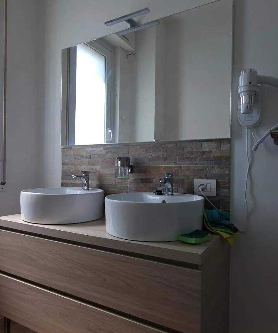 Appartamento Como In Lora 0*,  Italy
